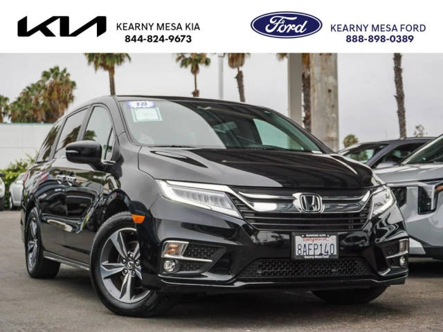 2018 Honda Odyssey Touring FWD photo