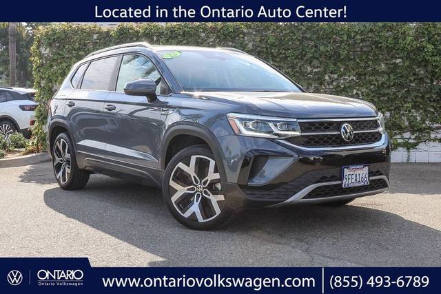 2023 Volkswagen Taos SEL AWD photo