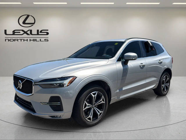 2022 Volvo XC60 Momentum AWD photo