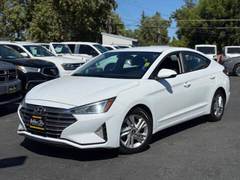 2020 Hyundai Elantra SEL FWD photo