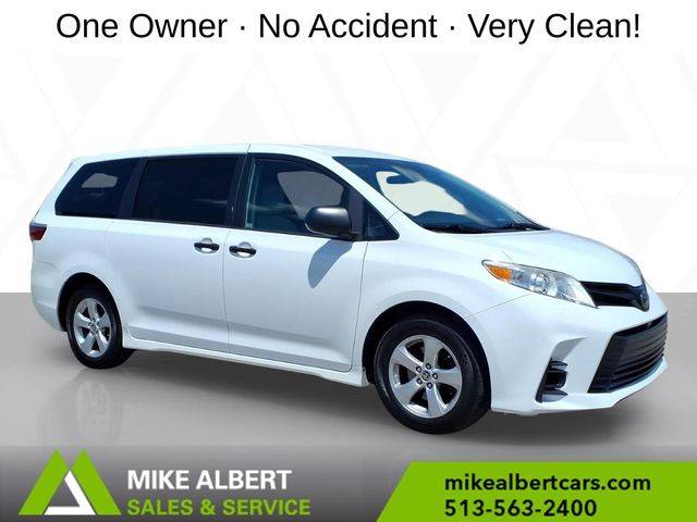 2020 Toyota Sienna L FWD photo