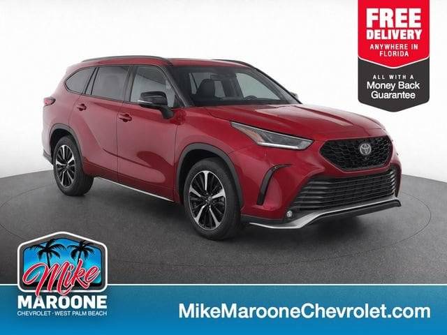 2022 Toyota Highlander XSE FWD photo