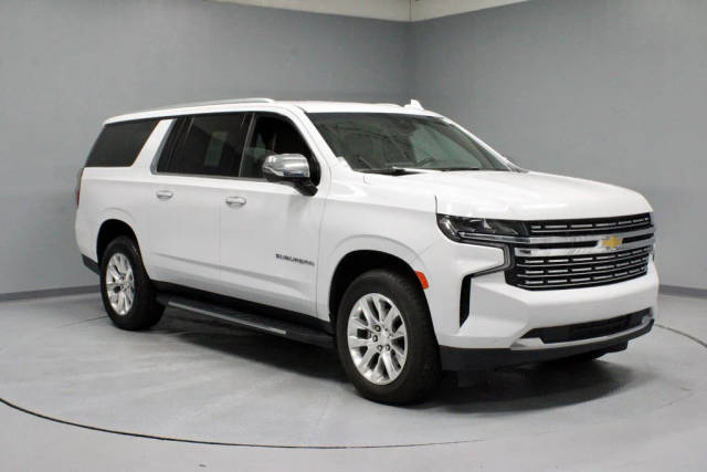 2023 Chevrolet Suburban Premier 4WD photo