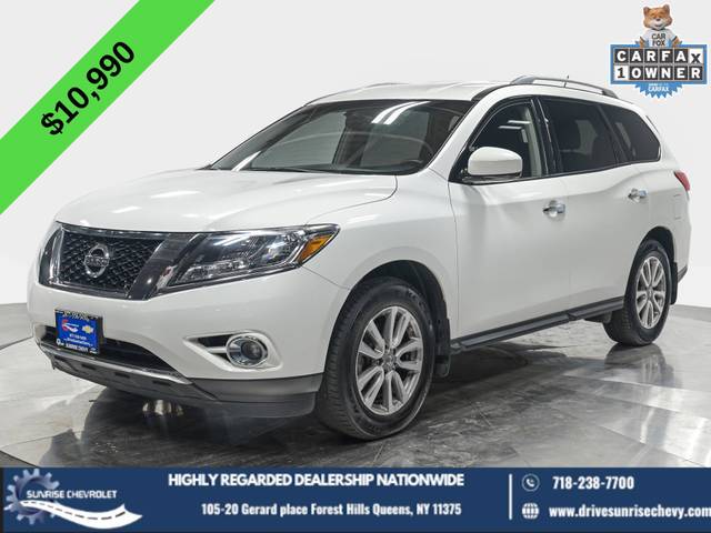 2015 Nissan Pathfinder SV 4WD photo