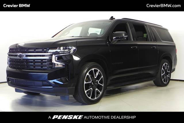 2022 Chevrolet Suburban RST 4WD photo