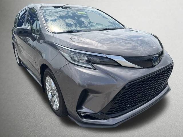 2022 Toyota Sienna XSE AWD photo
