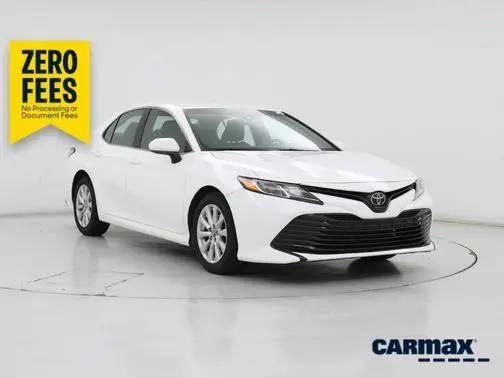 2018 Toyota Camry LE FWD photo