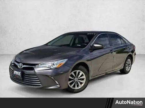 2015 Toyota Camry LE FWD photo