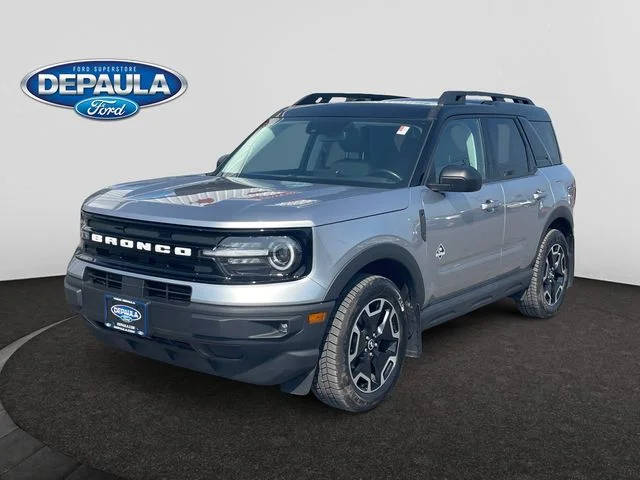 2023 Ford Bronco Sport Outer Banks 4WD photo
