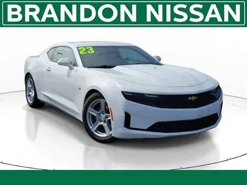 2023 Chevrolet Camaro 1LT RWD photo