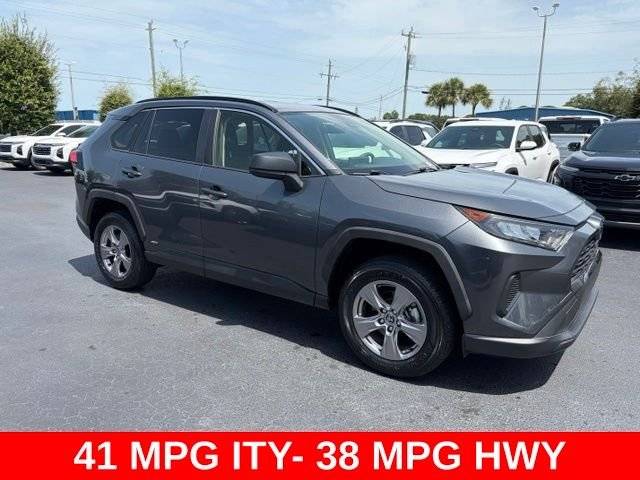 2022 Toyota RAV4 Hybrid LE AWD photo
