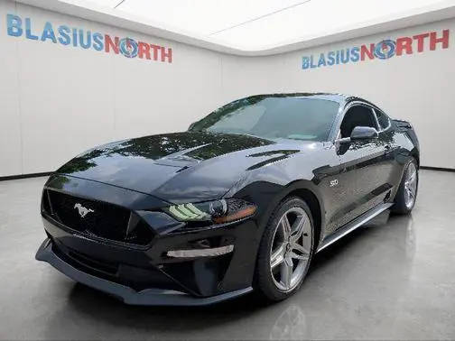 2022 Ford Mustang RWD photo
