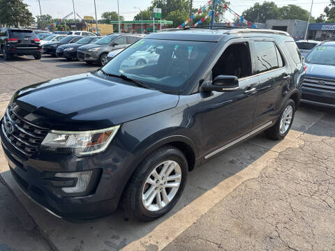 2017 Ford Explorer XLT FWD photo