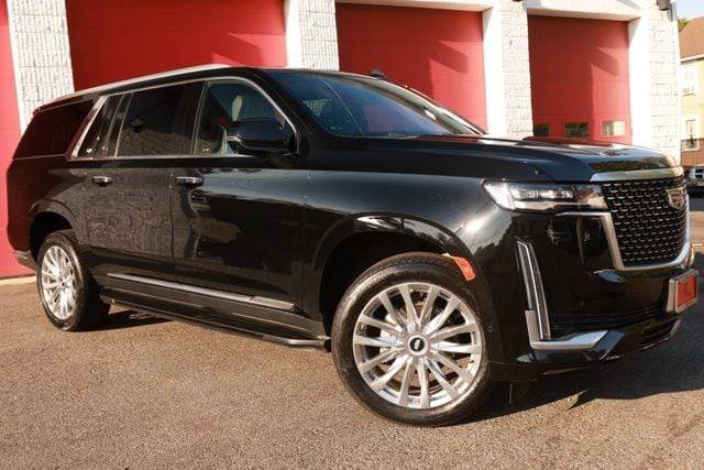 2023 Cadillac Escalade ESV RWD Premium Luxury RWD photo
