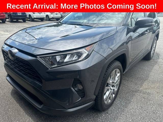 2019 Toyota RAV4 XLE Premium FWD photo