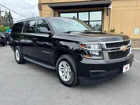 2020 Chevrolet Suburban LT 4WD photo