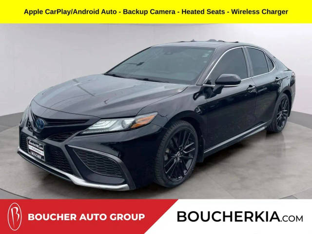 2022 Toyota Camry Hybrid XSE FWD photo