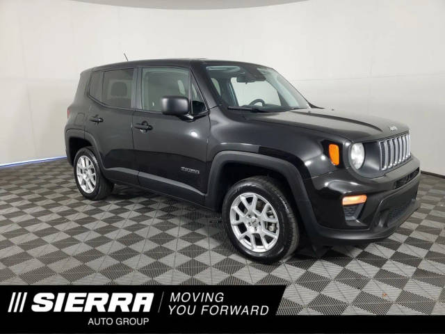 2023 Jeep Renegade Latitude 4WD photo