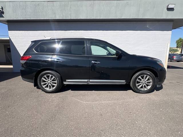 2015 Nissan Pathfinder SL FWD photo