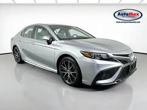 2022 Toyota Camry Hybrid SE FWD photo