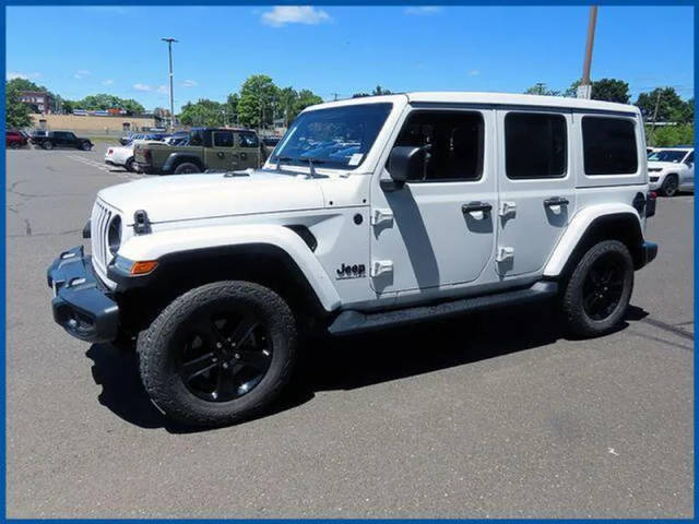 2023 Jeep Wrangler Unlimited Sahara Altitude 4WD photo