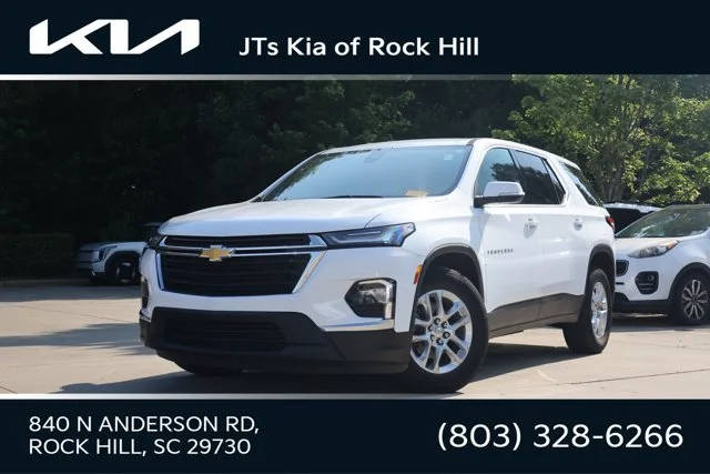 2023 Chevrolet Traverse LS AWD photo