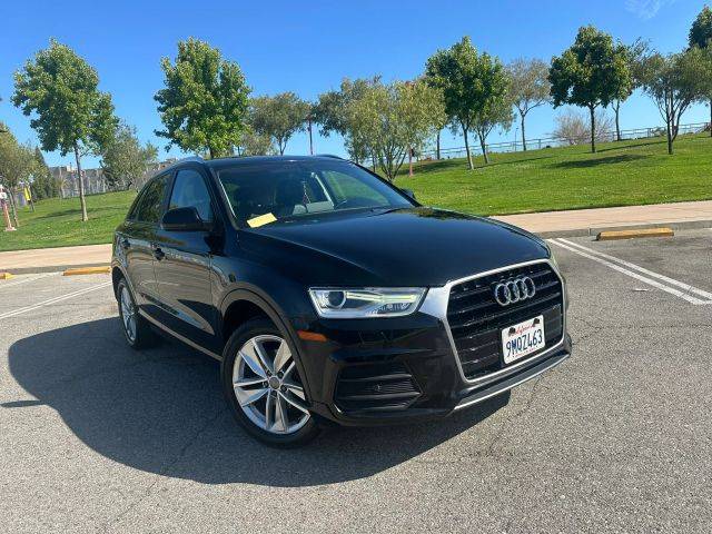 2017 Audi Q3 Premium FWD photo