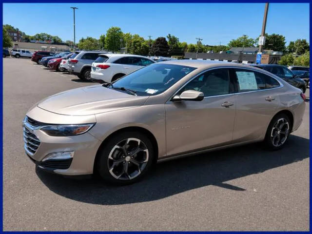 2023 Chevrolet Malibu LT FWD photo