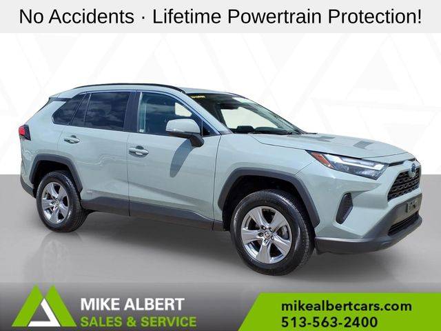 2022 Toyota RAV4 Hybrid XLE AWD photo