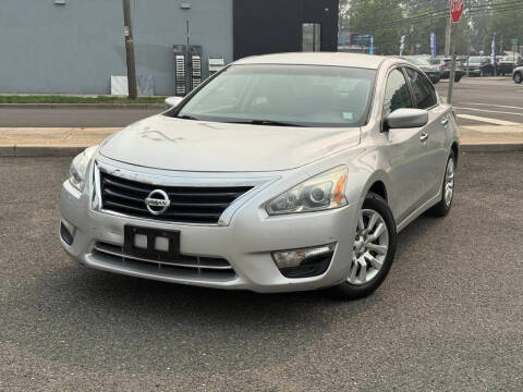 2015 Nissan Altima 2.5 S FWD photo