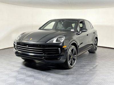 2023 Porsche Cayenne Platinum Edition AWD photo