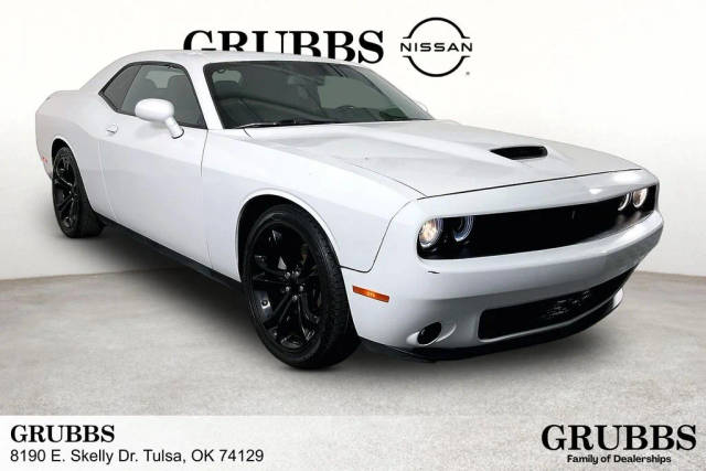 2022 Dodge Challenger R/T RWD photo