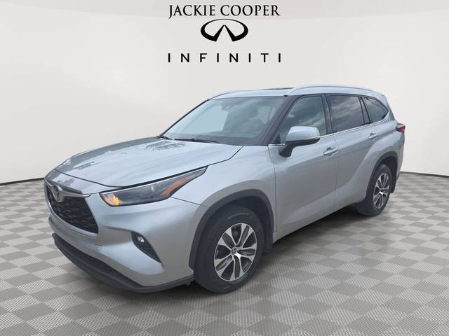 2022 Toyota Highlander XLE AWD photo