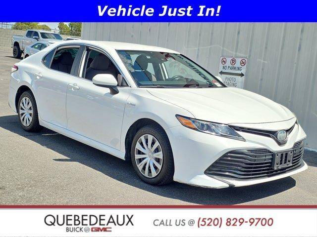 2020 Toyota Camry Hybrid LE FWD photo