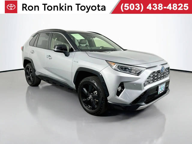 2019 Toyota RAV4 Hybrid XSE AWD photo