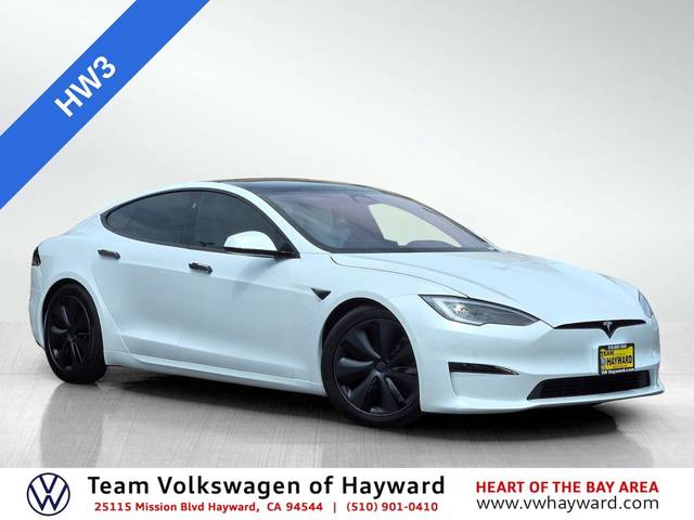 2023 Tesla Model S Standard Range AWD photo
