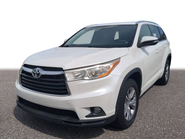 2015 Toyota Highlander XLE FWD photo