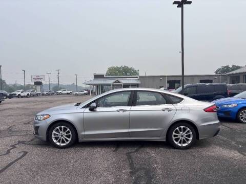 2020 Ford Fusion SE FWD photo