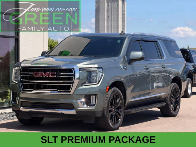 2023 GMC Yukon XL SLT 4WD photo