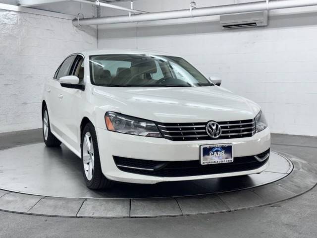 2015 Volkswagen Passat 2.0L TDI SE FWD photo