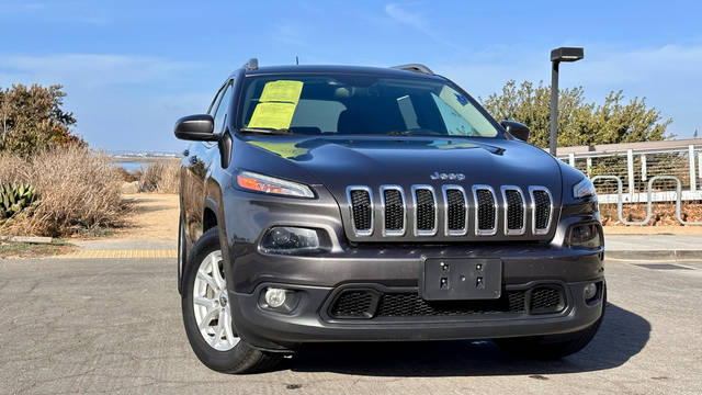 2015 Jeep Cherokee Latitude 4WD photo