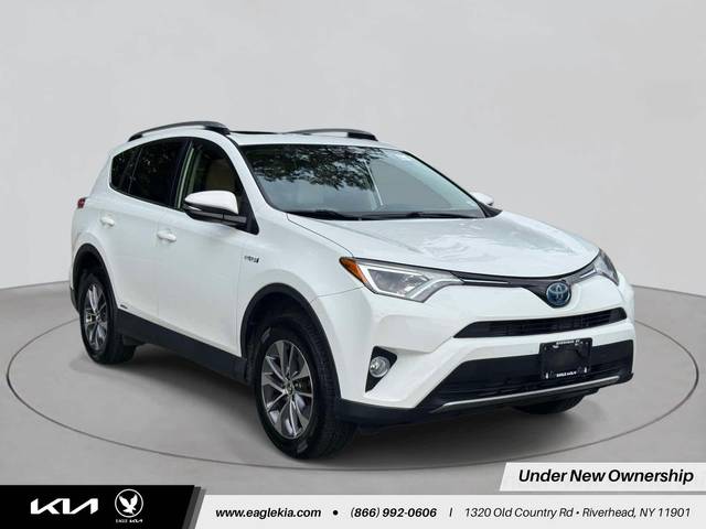 2018 Toyota RAV4 Hybrid XLE AWD photo