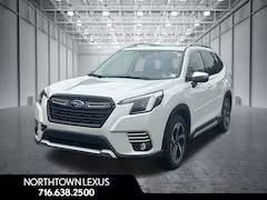 2022 Subaru Forester Touring AWD photo