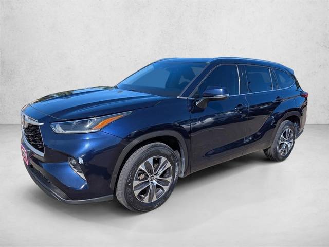 2021 Toyota Highlander XLE FWD photo