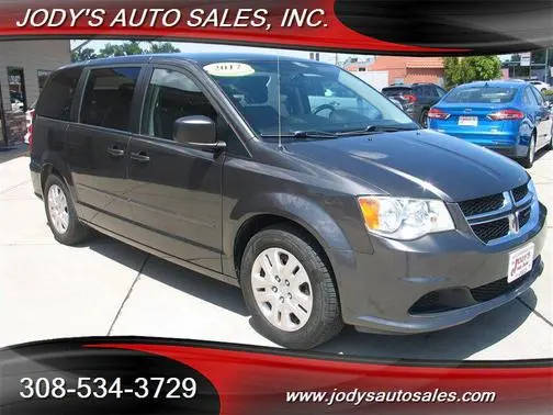 2017 Dodge Grand Caravan SE FWD photo