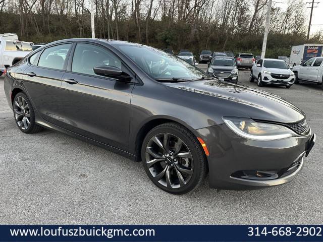 2015 Chrysler 200 S FWD photo