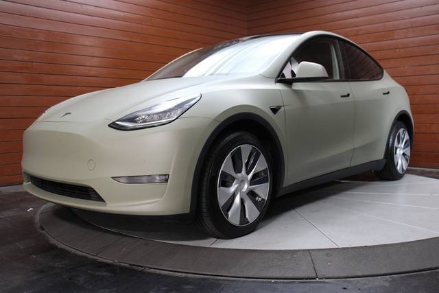 2020 Tesla Model Y Long Range AWD photo