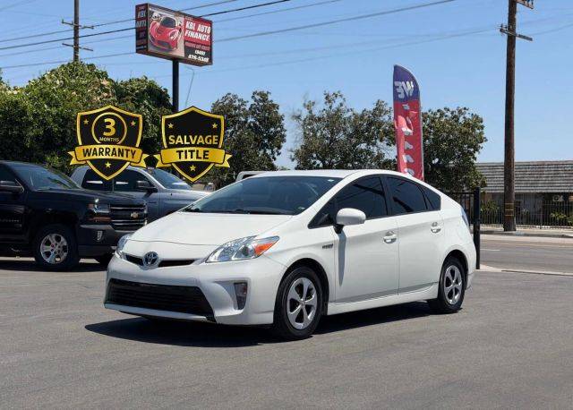 2015 Toyota Prius Four FWD photo