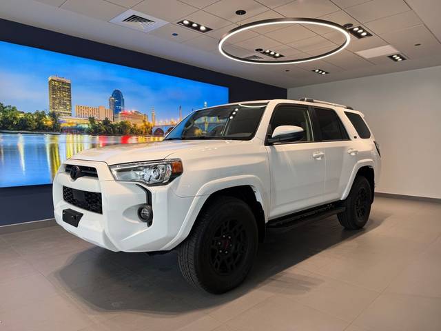 2023 Toyota 4Runner SR5 4WD photo