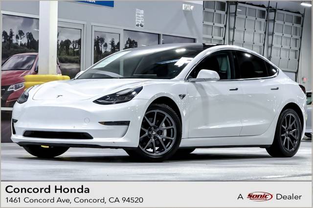 2018 Tesla Model 3 Long Range Battery RWD photo